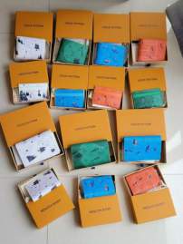 Picture of Louis Vuitton Wallets _SKUfw199102629fw